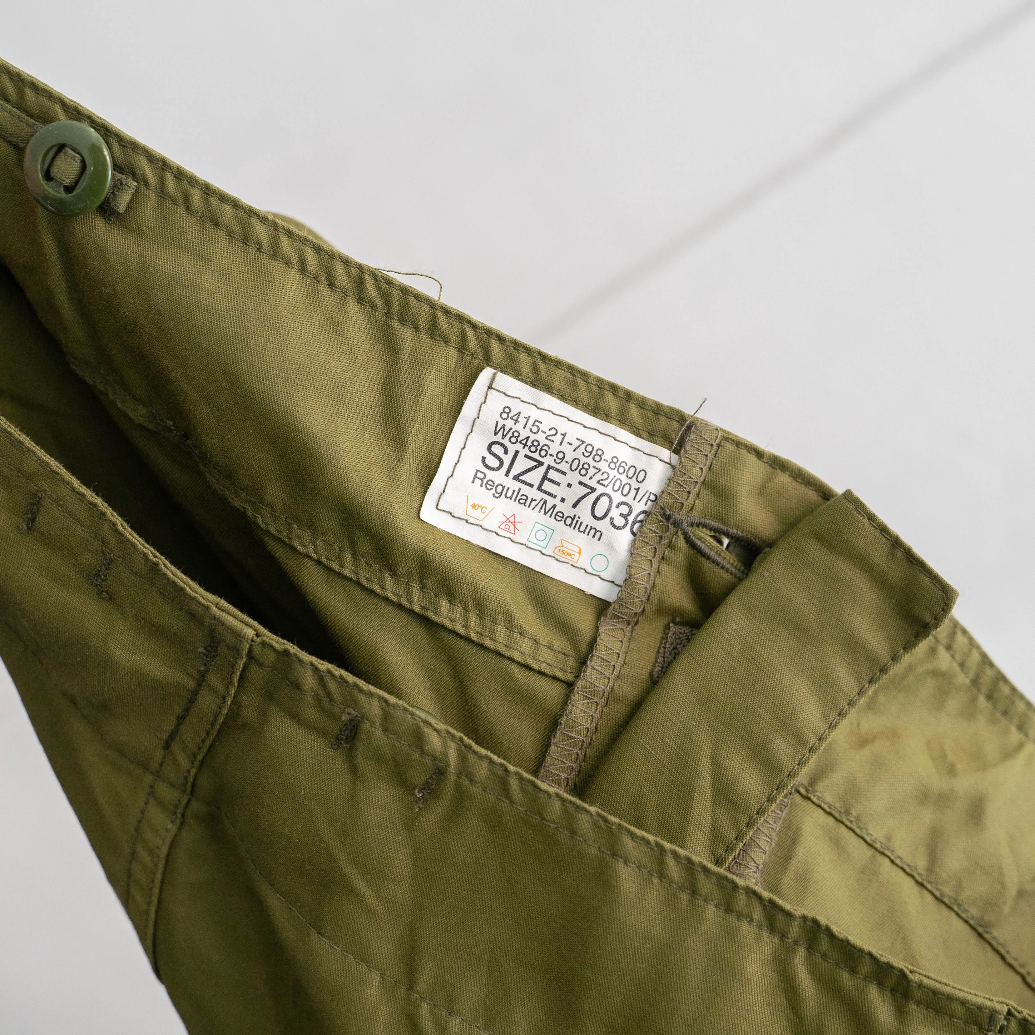 1980s Canadian military windproof over cargo pants