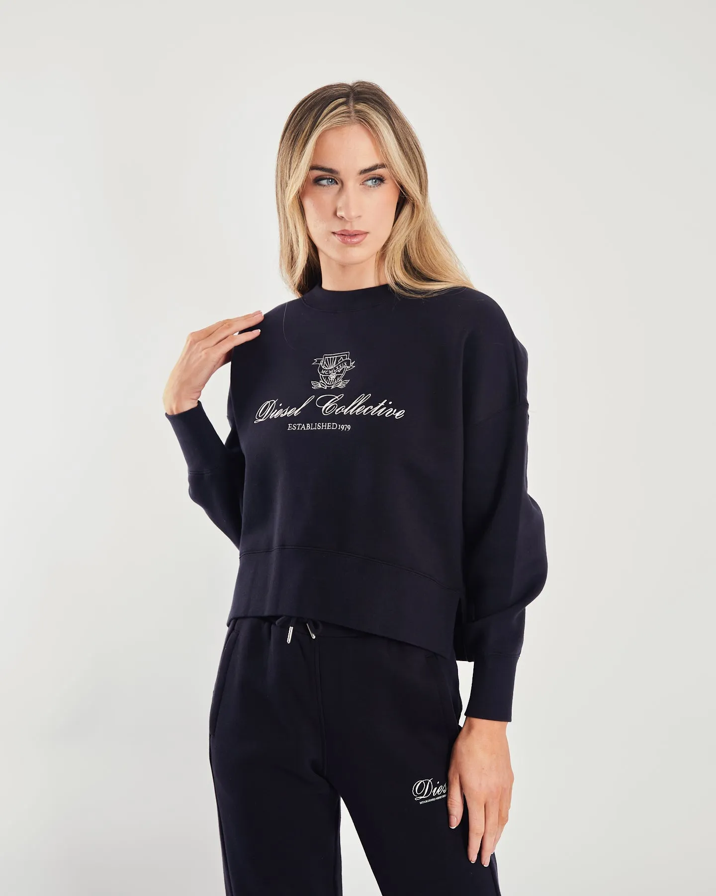 Celeste Sweatshirt Navy Planet