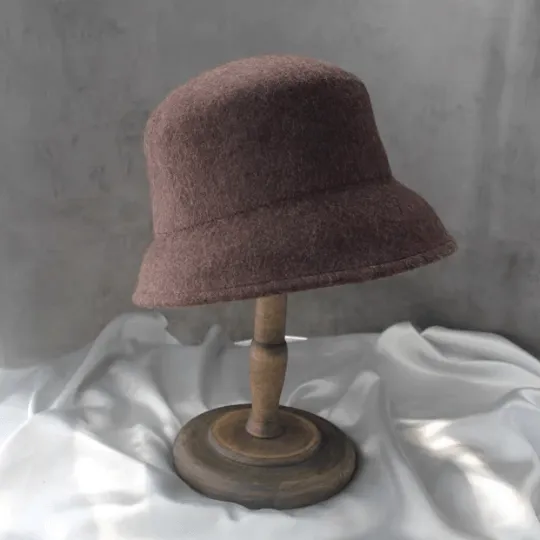 Elegant 100% Wool Cloche Hat for Women