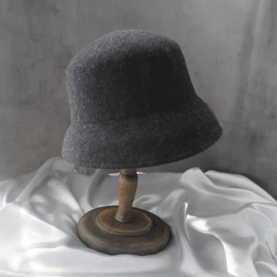 Elegant 100% Wool Cloche Hat for Women