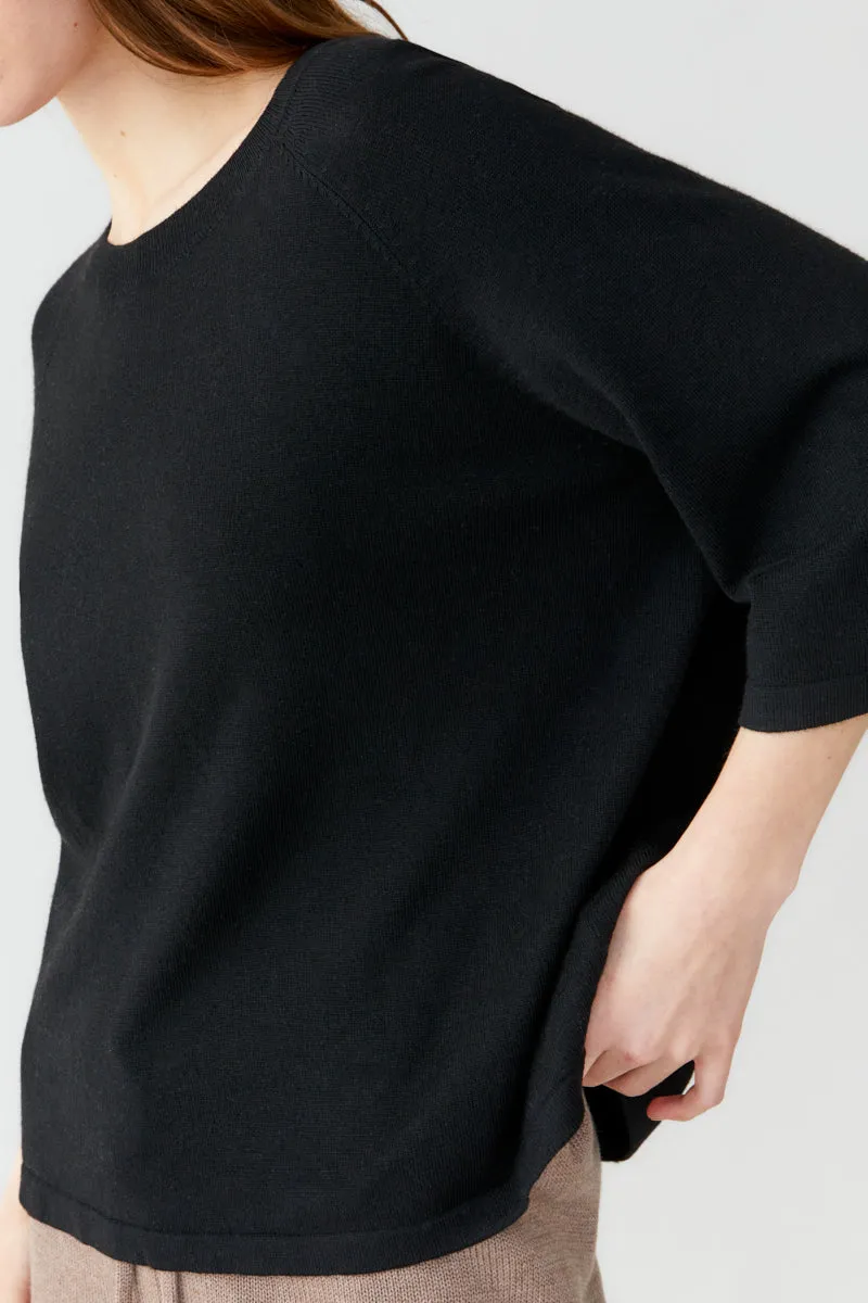 Thin Knitted T-Shirt