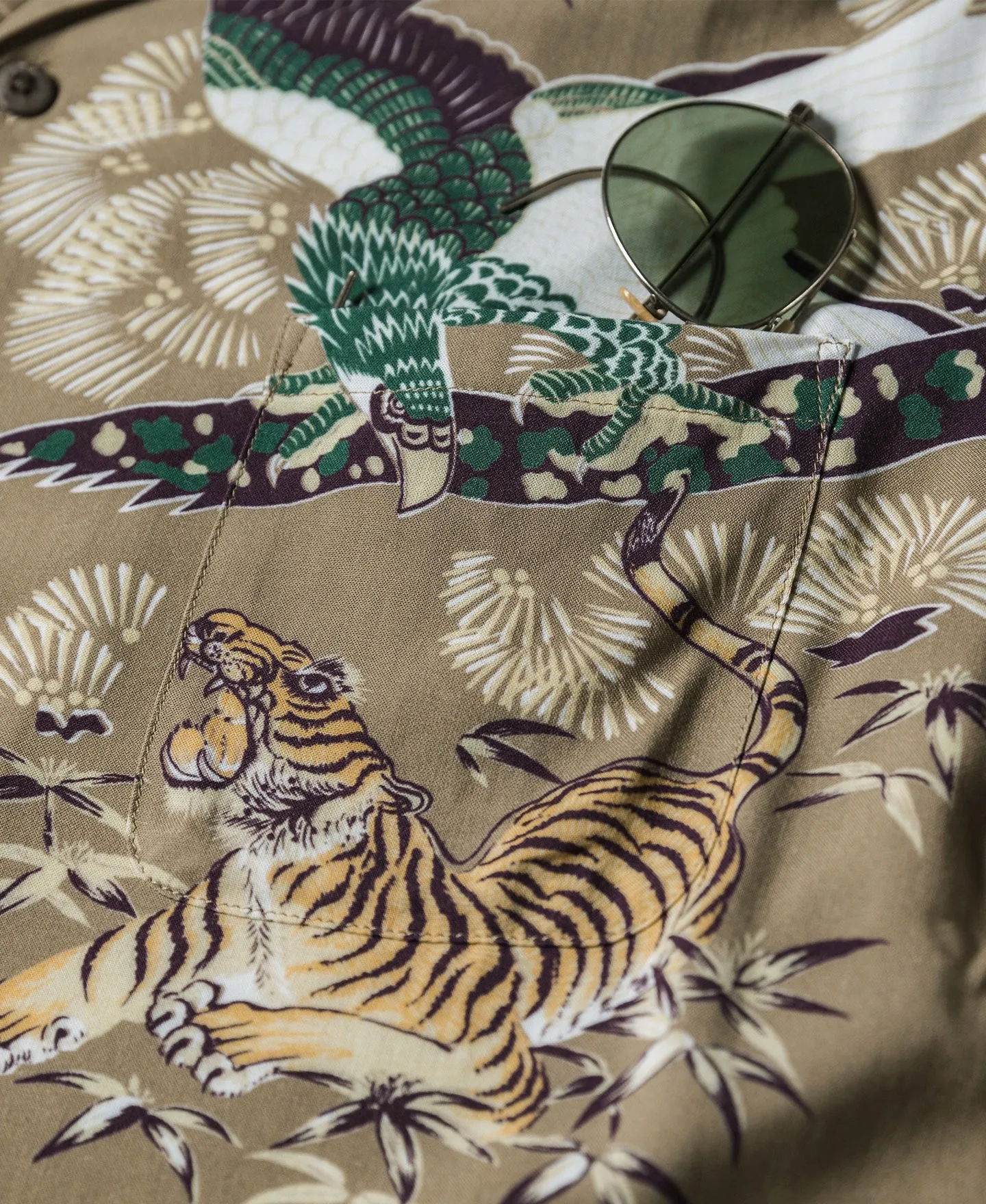 Ukiyo-e Tiger & Crane Pattern Aloha Shirt - Khaki